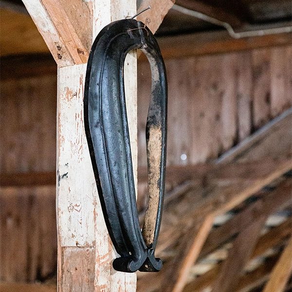 oitbackan kartano vaunumuseo valjaat